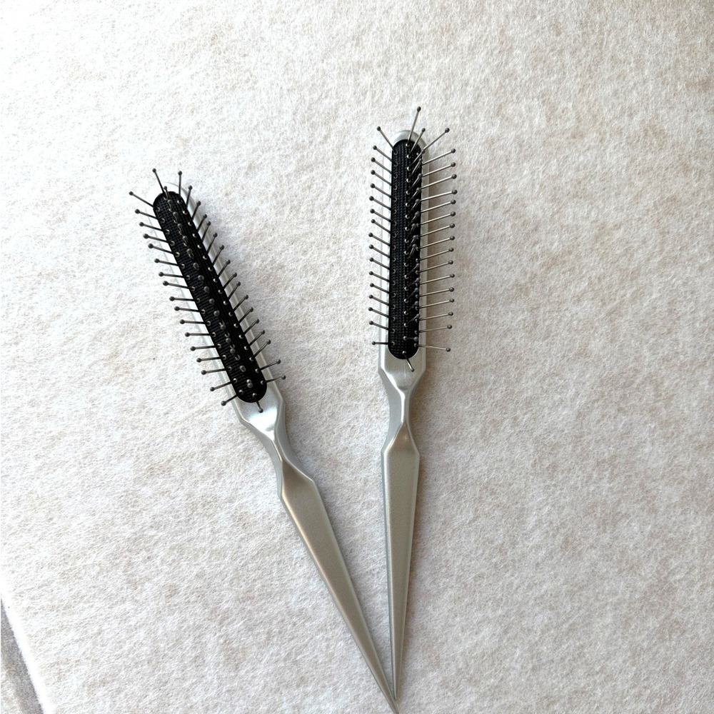 Set of 2 HOTHEADS Small Styling Rattail Brushes Silver Metallic Styling NEW